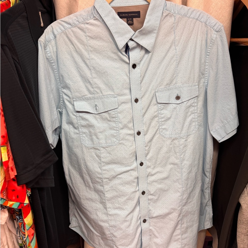 Banana Republic Light Blue Casual Button Down Shirt